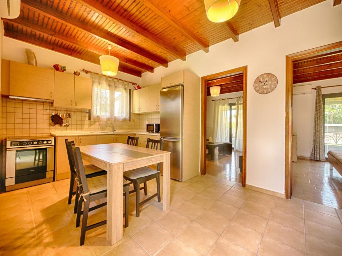 Cozy Family Friendly Apartment With Large Garden Close To Beaches - Dirella Kynopiástai المظهر الخارجي الصورة